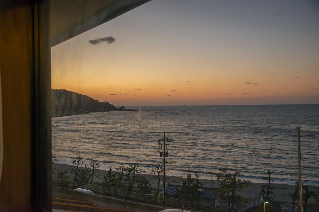 Wajima Onsen Yashio Hotel Екстериор снимка