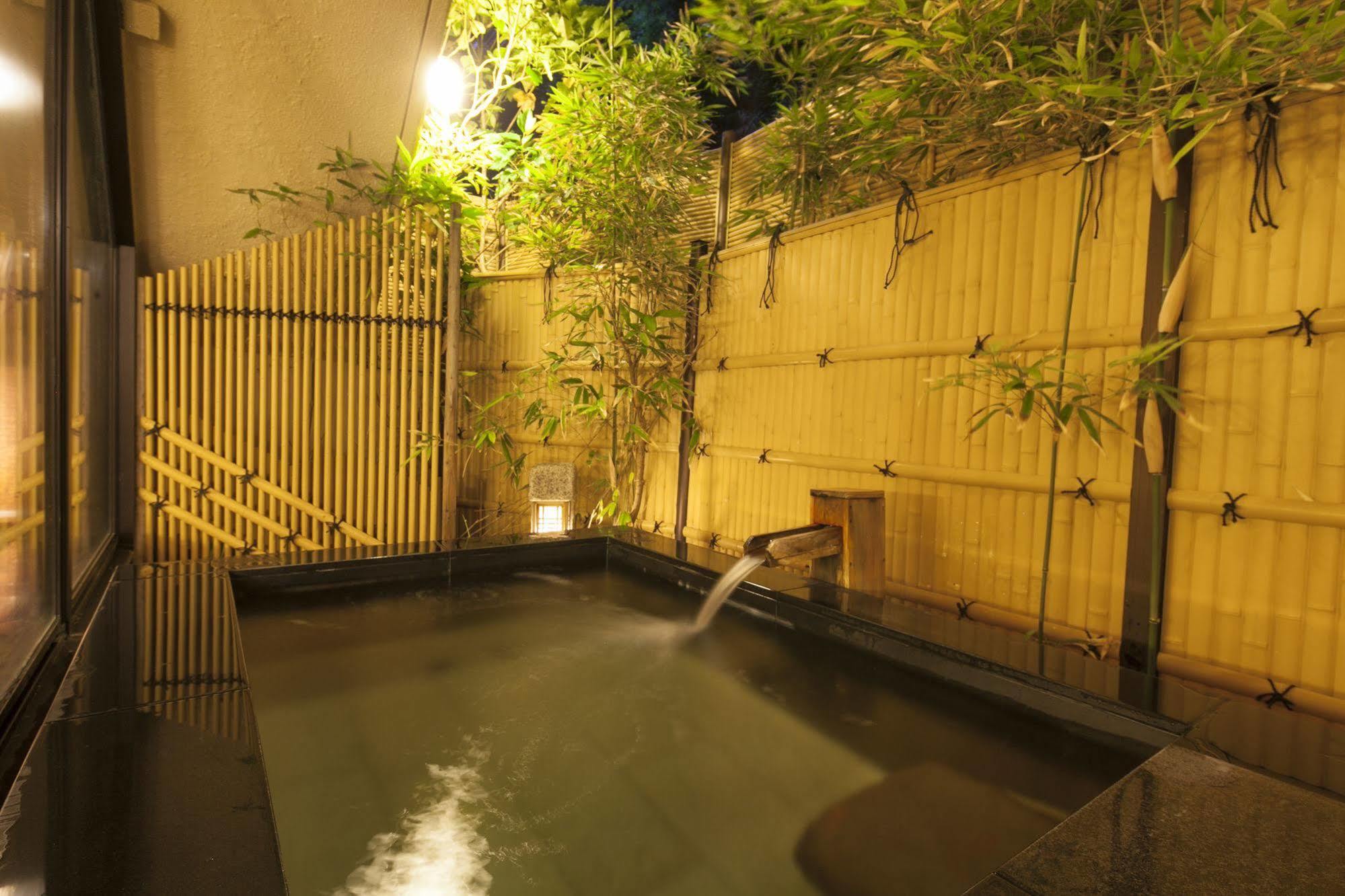 Wajima Onsen Yashio Hotel Екстериор снимка
