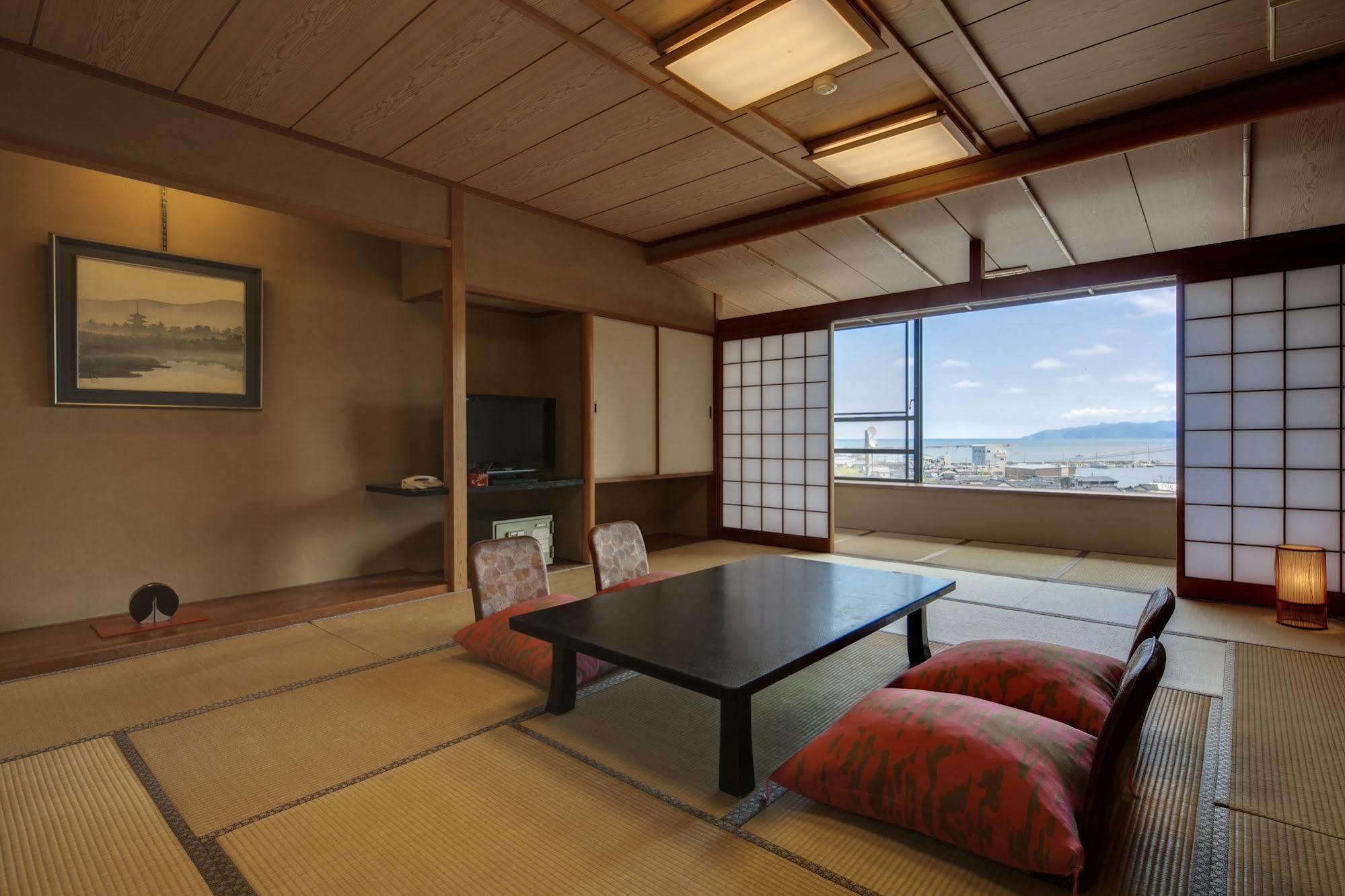 Wajima Onsen Yashio Hotel Екстериор снимка