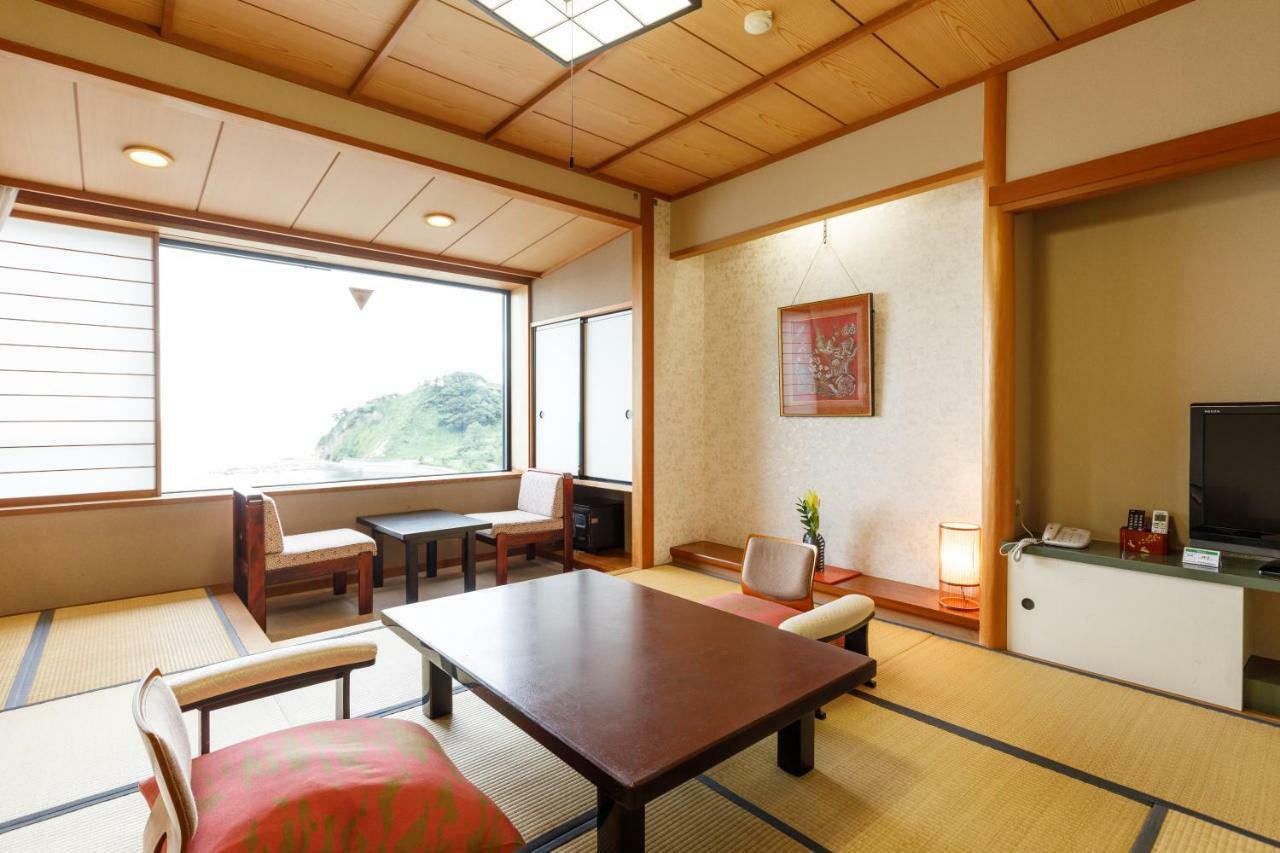 Wajima Onsen Yashio Hotel Екстериор снимка